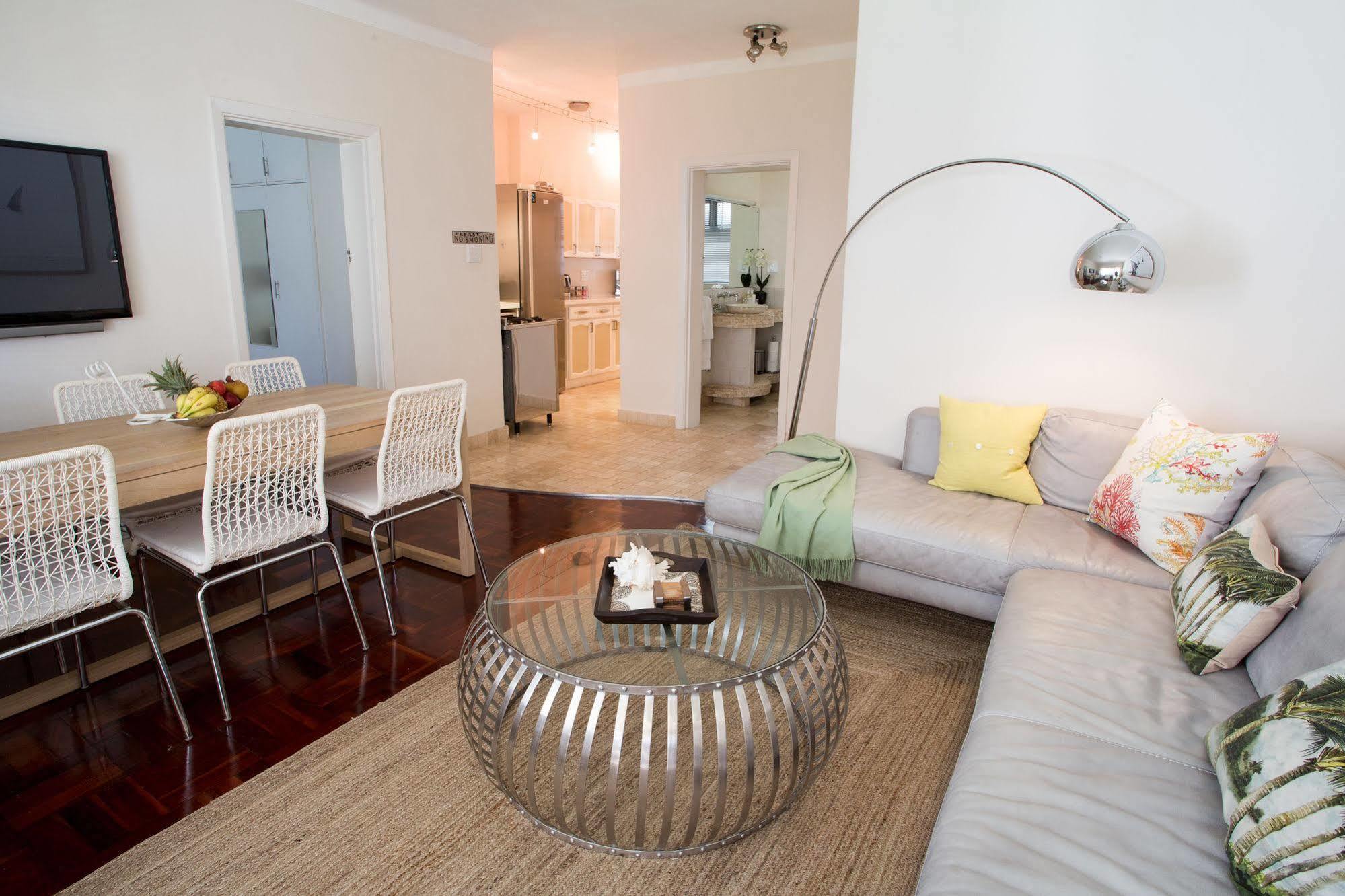Apartamento Caprice Camps Bay Exterior foto